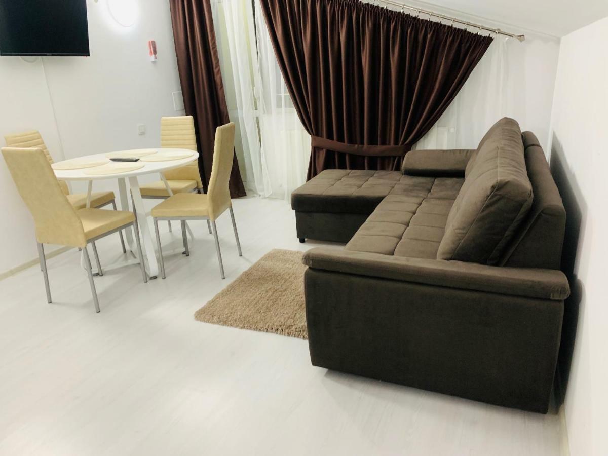 Fast Airport Accomodation Отопени Экстерьер фото